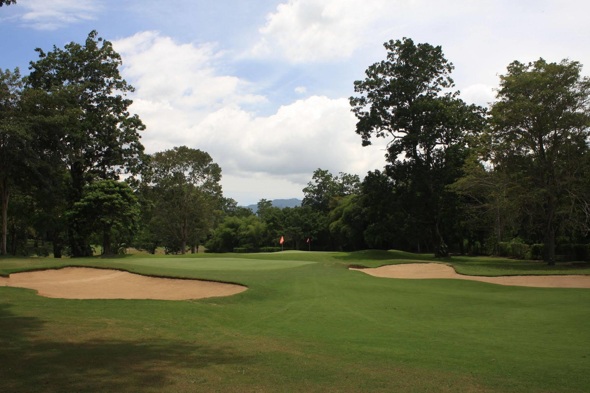 Club Campestre De Bucaramanga Hotell Floridablanca Exteriör bild