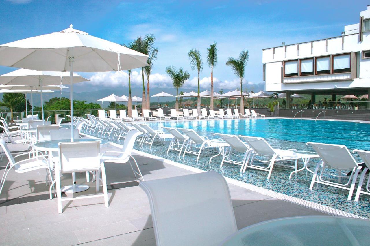 Club Campestre De Bucaramanga Hotell Floridablanca Exteriör bild